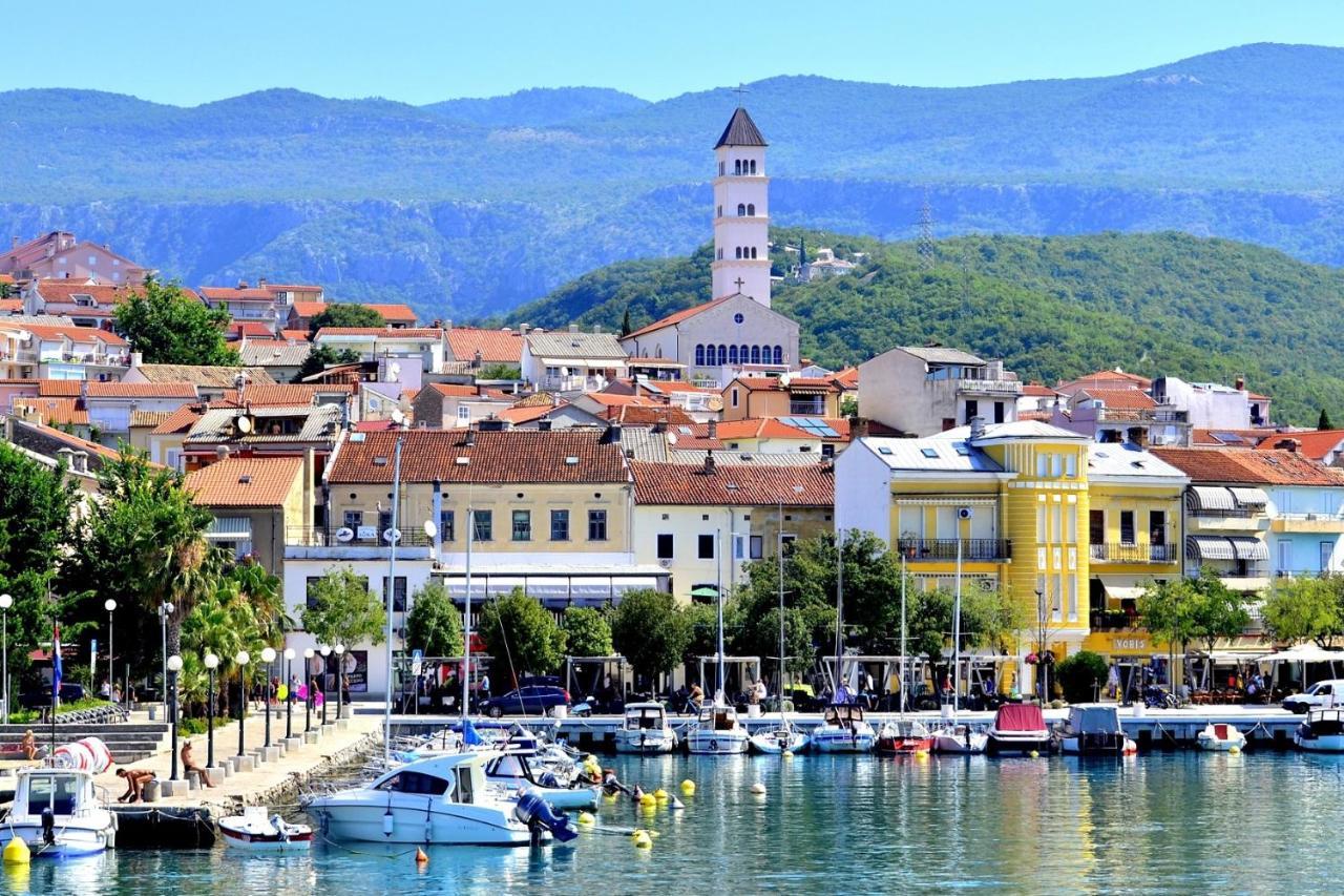 Apartments With A Parking Space Crikvenica - 12592 Esterno foto